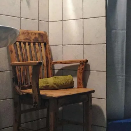 Sleeps 14 Wifi *