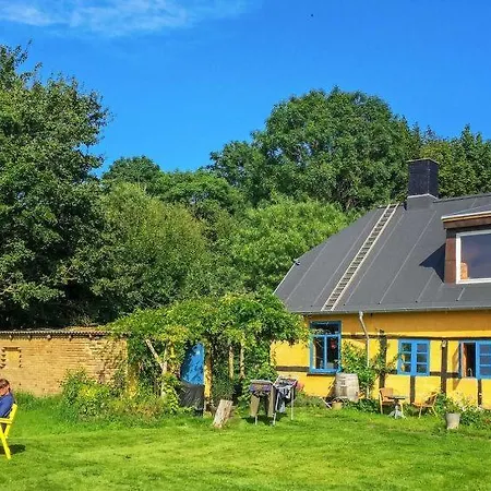 Sleeps 14 Wifi Brandsbol